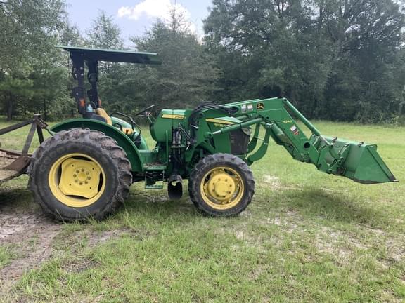 Image of John Deere 5075E equipment image 2