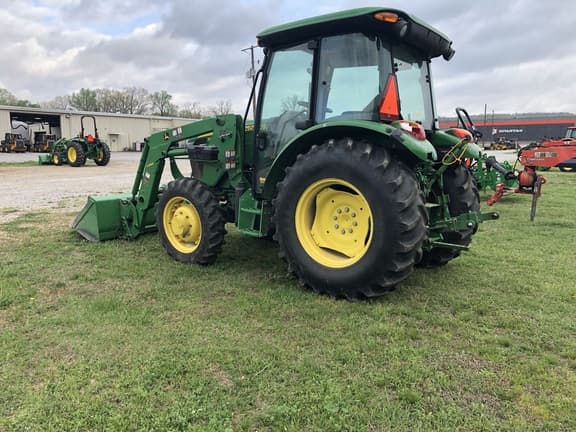Image of John Deere 5075E equipment image 2