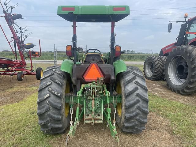 Image of John Deere 5075E equipment image 4