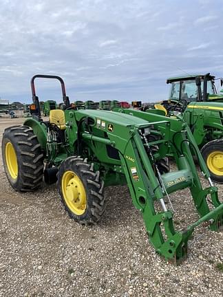 Image of John Deere 5075E equipment image 1