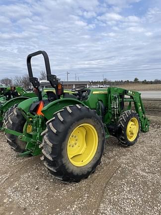 Image of John Deere 5075E equipment image 2