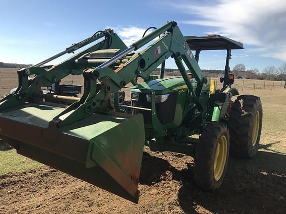 Image of John Deere 5075E equipment image 1