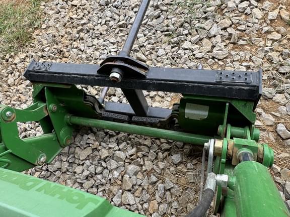 Image of John Deere 5075E equipment image 3