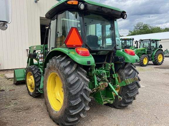 Image of John Deere 5075E equipment image 3