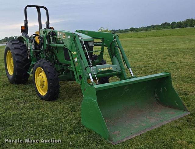 Image of John Deere 5075E equipment image 2