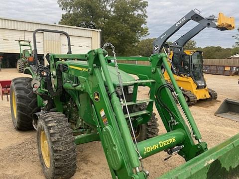 Image of John Deere 5075M equipment image 1