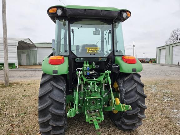 Image of John Deere 5075M equipment image 3