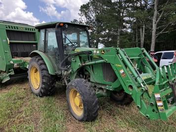 Main image John Deere 5085E