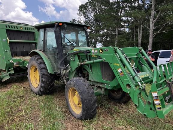 Image of John Deere 5085E equipment image 3
