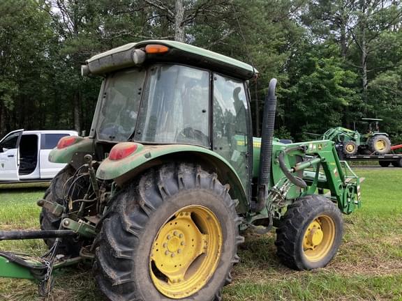 Image of John Deere 5085E equipment image 4