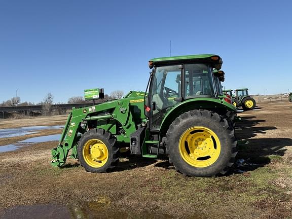 Image of John Deere 5085E equipment image 1