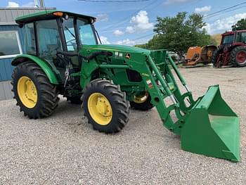 2015 John Deere 5085E Equipment Image0