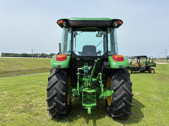 Image of John Deere 5085E equipment image 2
