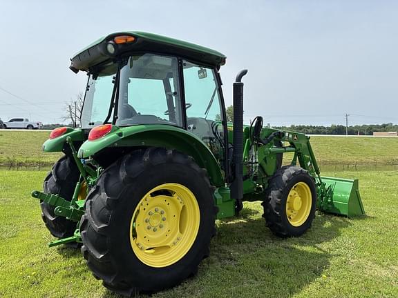 Image of John Deere 5085E equipment image 4