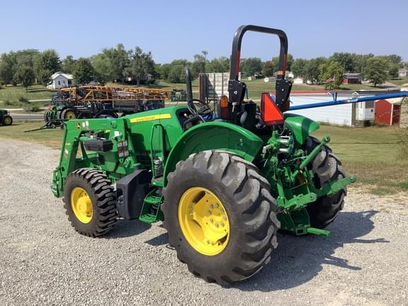 Image of John Deere 5085E equipment image 2