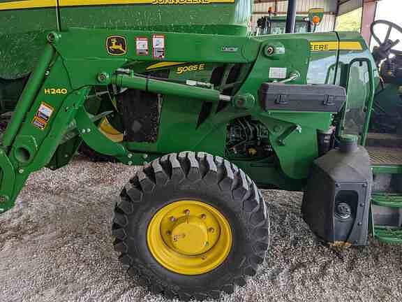 Image of John Deere 5085E equipment image 2