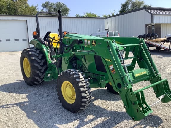 Image of John Deere 5085E equipment image 3