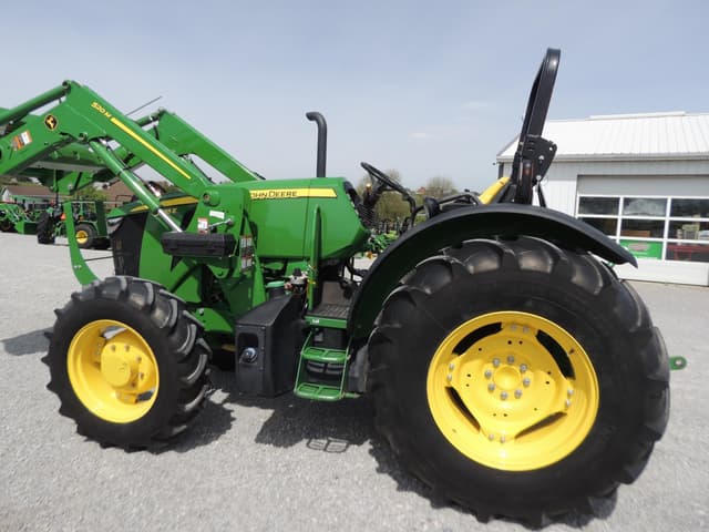 Image of John Deere 5085E equipment image 1
