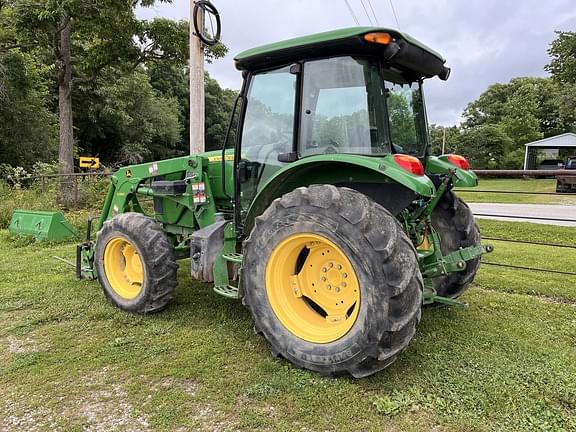 Image of John Deere 5085E equipment image 2