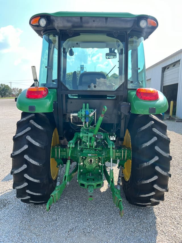Image of John Deere 5085E equipment image 2