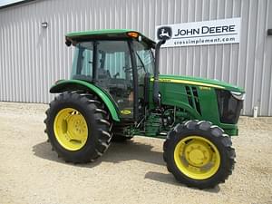 2015 John Deere 5085E Image