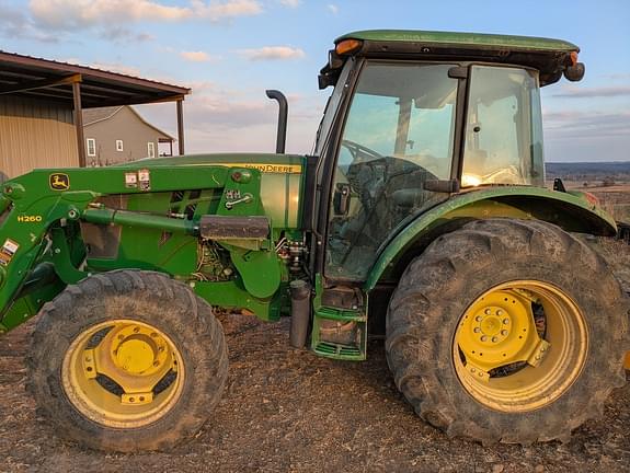 Image of John Deere 5085E equipment image 1