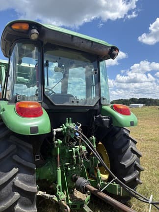 Image of John Deere 5085E equipment image 3