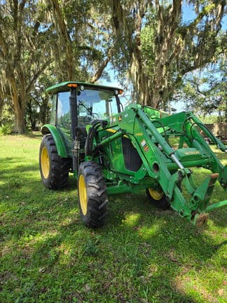 Image of John Deere 5085E equipment image 1