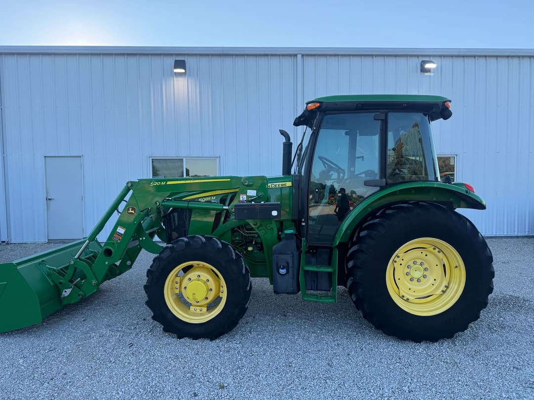 Image of John Deere 5085M Primary image