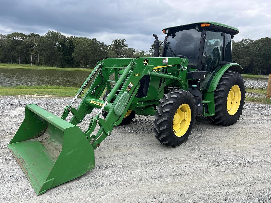 Image of John Deere 5085M Primary image