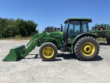 Main image John Deere 5100E