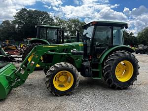 2015 John Deere 5100E Image