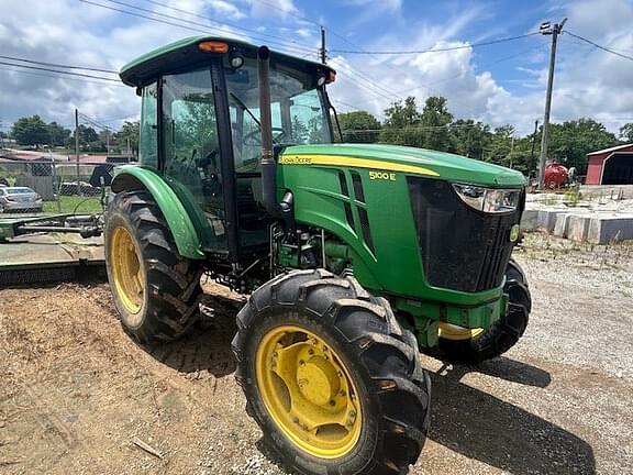 Image of John Deere 5100E equipment image 2