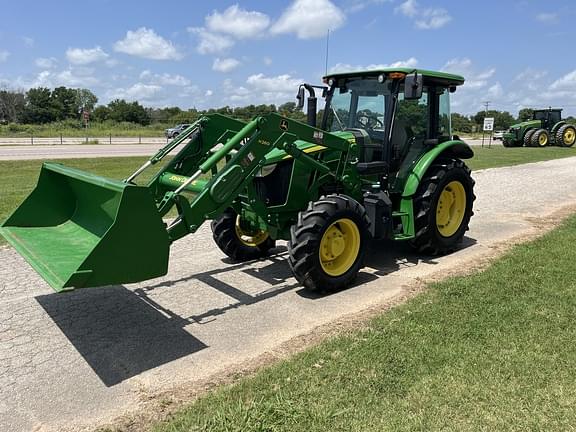 Image of John Deere 5100E equipment image 4