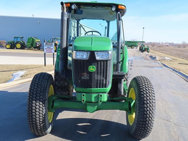 Image of John Deere 5100E equipment image 2