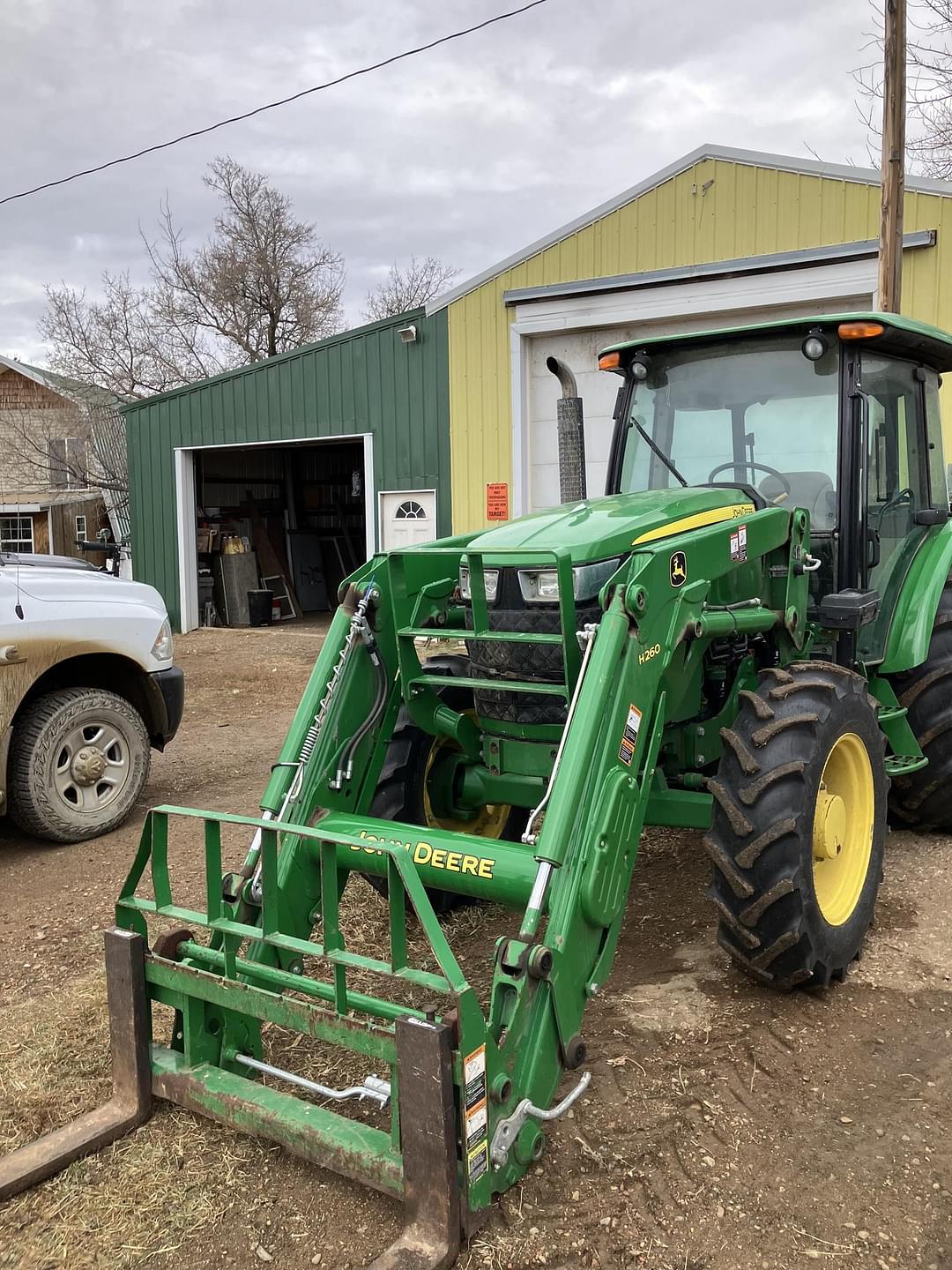 Image of John Deere 5100E Primary image