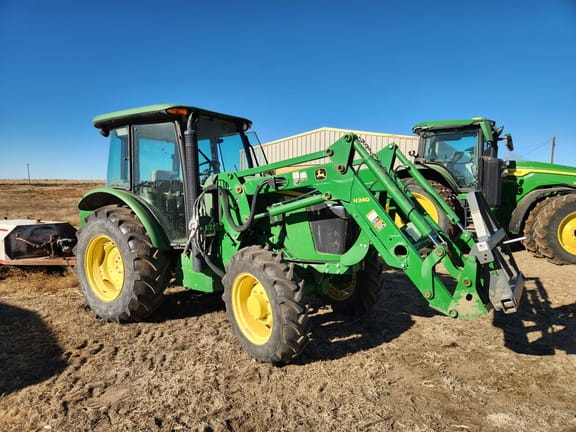 2015 John Deere 5100E Equipment Image0