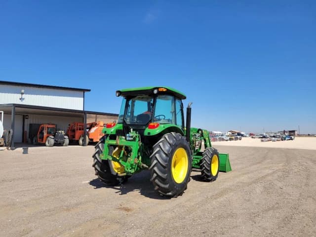 Image of John Deere 5100E equipment image 4