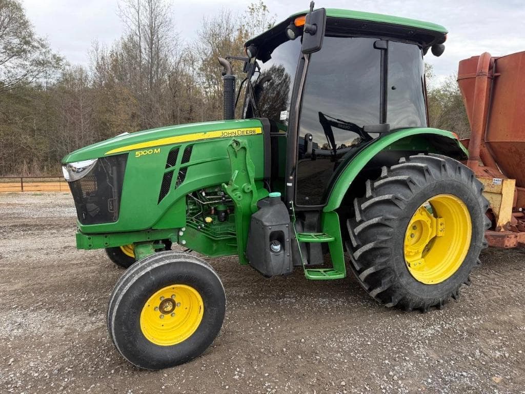 Image of John Deere 5100M Primary image