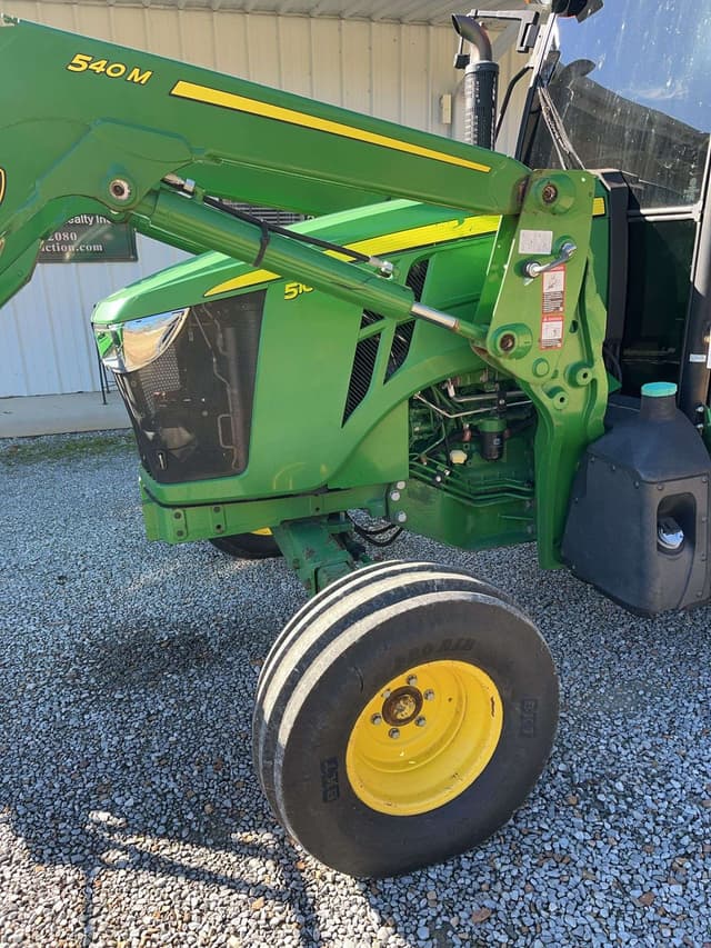 Image of John Deere 5100M equipment image 3