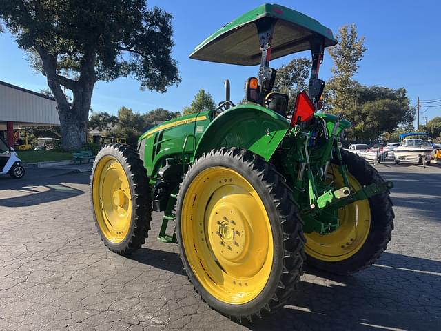 Image of John Deere 5100M equipment image 2