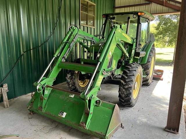 Image of John Deere 5101E equipment image 1