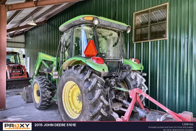 Image of John Deere 5101E equipment image 2