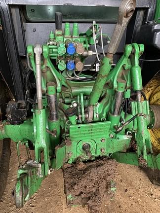 Image of John Deere 5115M equipment image 3