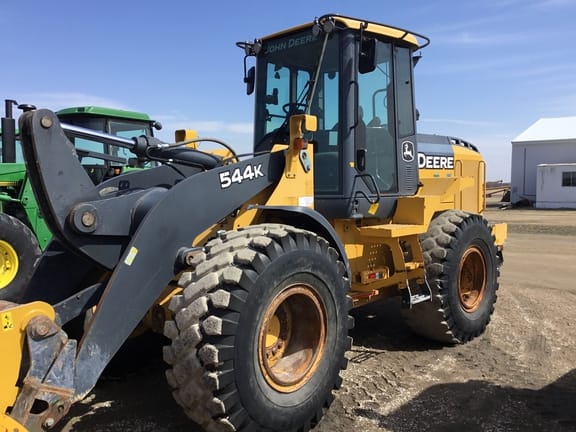 2015 John Deere 544K Equipment Image0