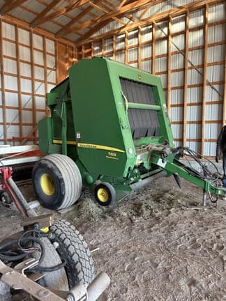 Image of John Deere 569 MegaWide Plus equipment image 2