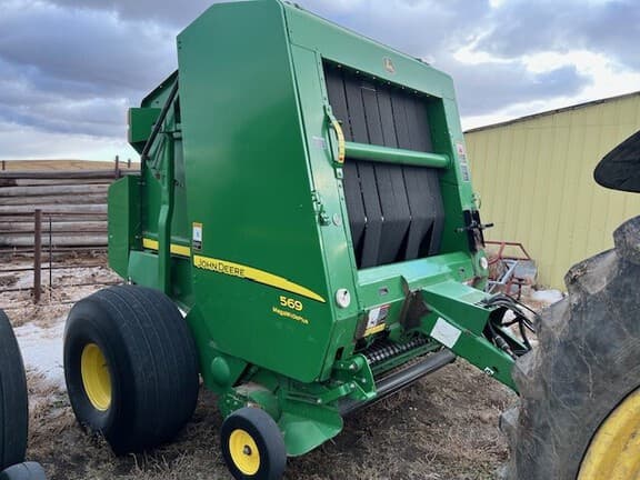 Image of John Deere 569 MegaWide Plus equipment image 1