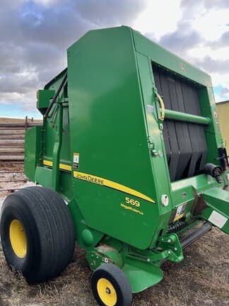 Image of John Deere 569 MegaWide Plus equipment image 2
