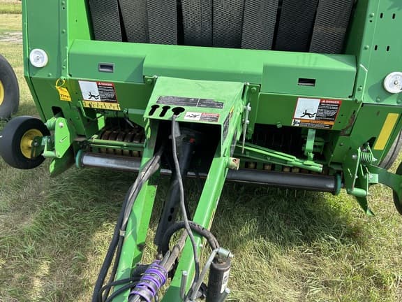 Image of John Deere 569 MegaWide Plus equipment image 3