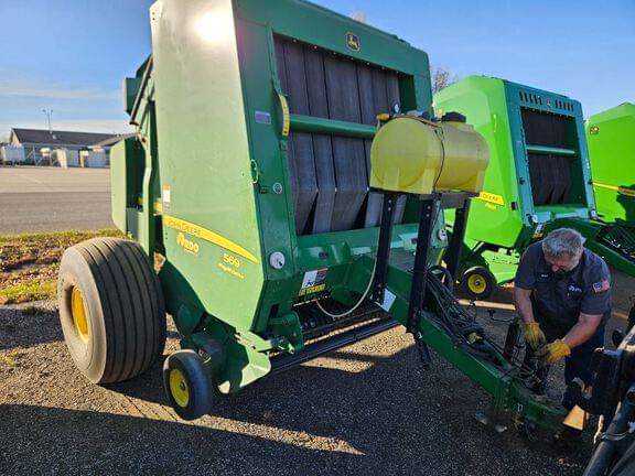 Image of John Deere 569 equipment image 3